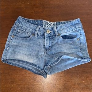 SO Shortie Jean Shorts